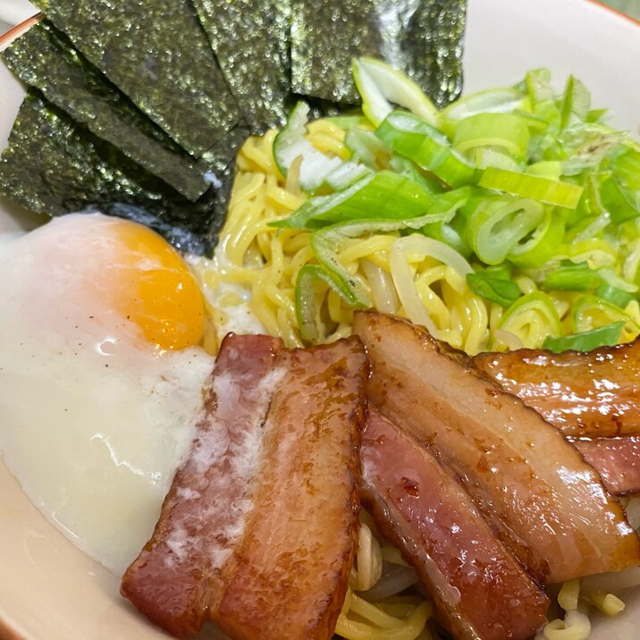 箸が止まらない！おうちで油そば♪